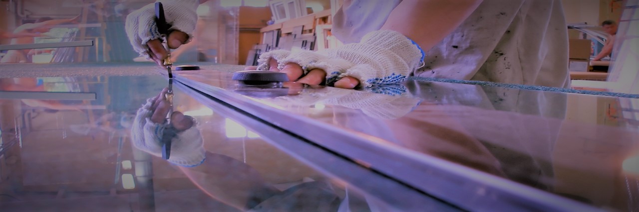 Slider, Glass Cutting Service in Egham, Englefield Green, TW20